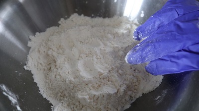 米粉を混ぜる